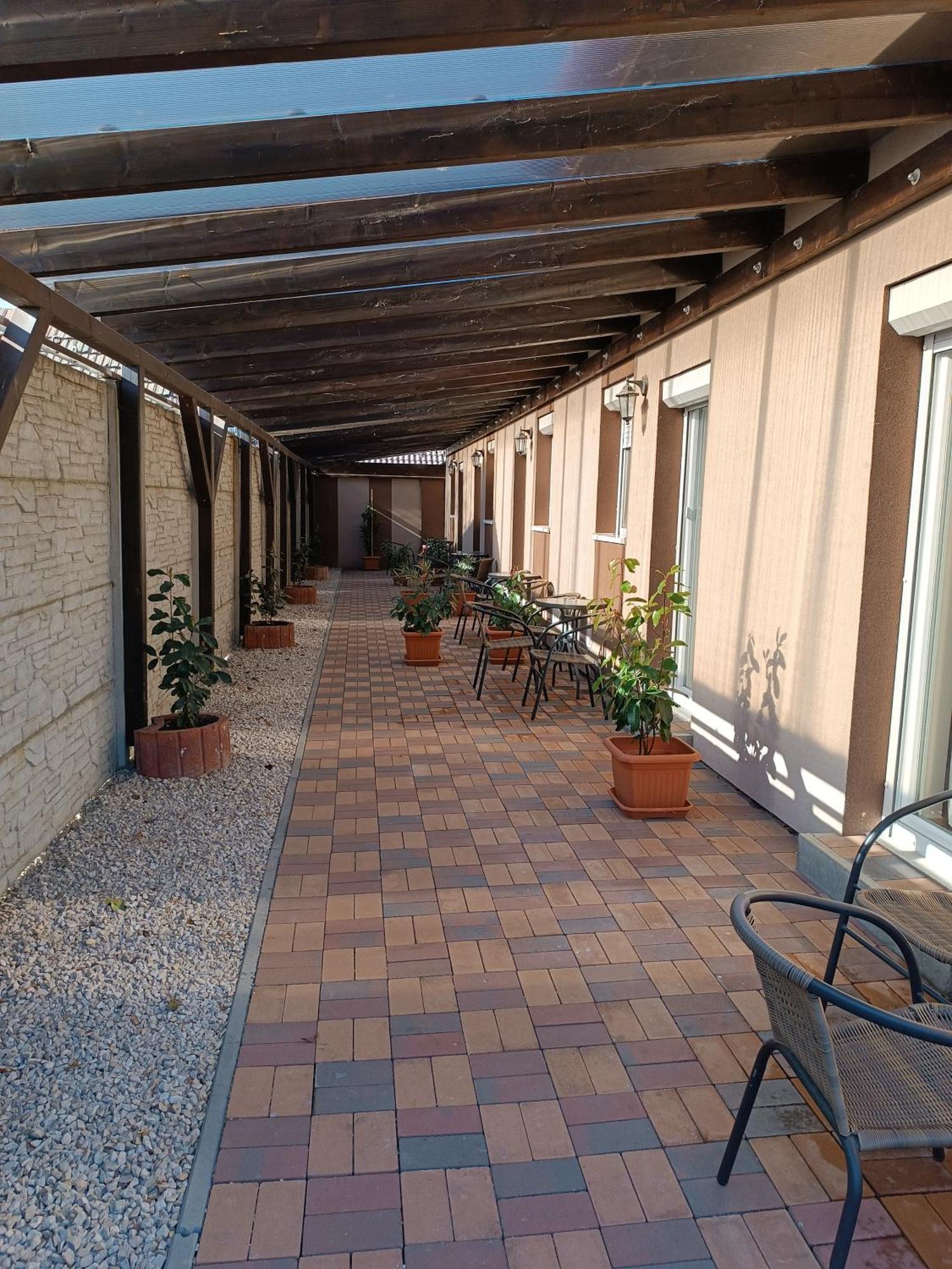 Boglárka Vendégház Mosonmagyarovar Exterior foto