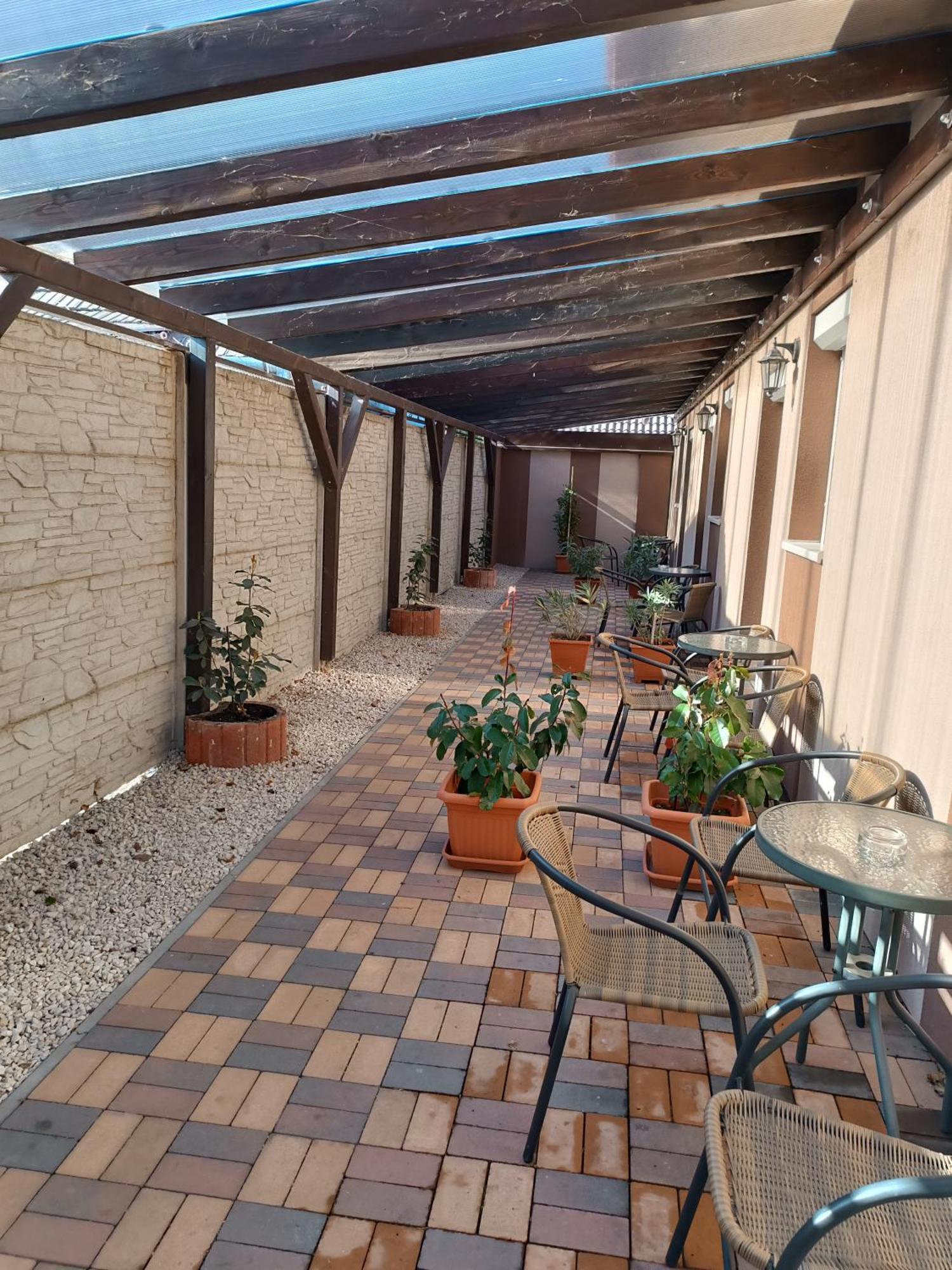 Boglárka Vendégház Mosonmagyarovar Exterior foto